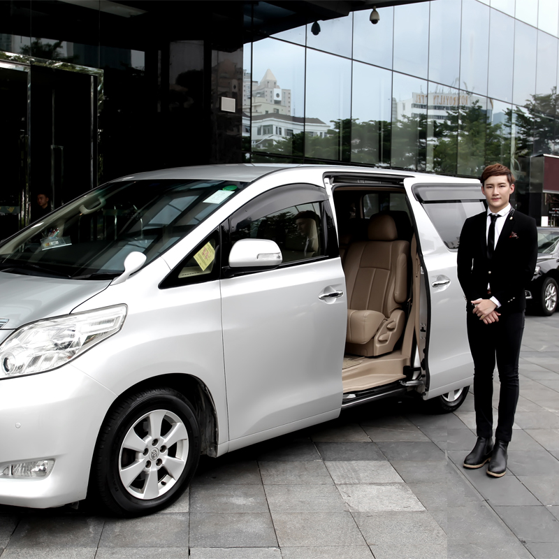 至尊用车 深圳/香港 礼宾车接送服务